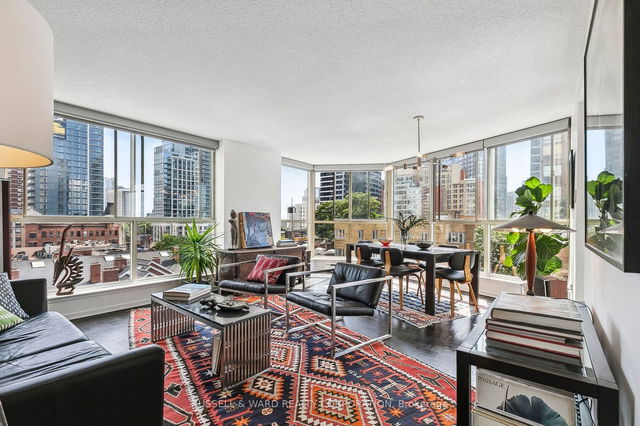 705 - 1055 Bay Street