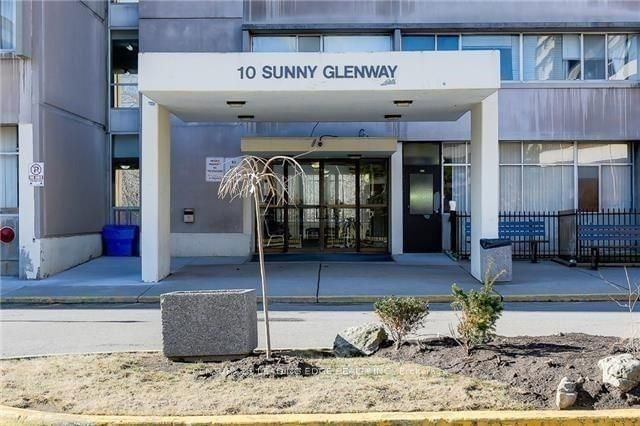 1110 - 10 Sunny Glenway