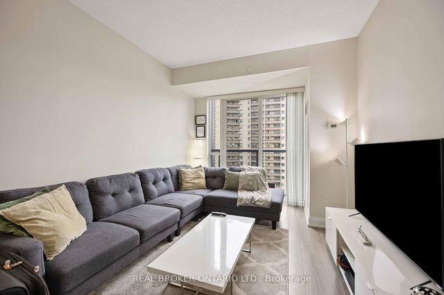 1107 - 18 Graydon Hall Drive