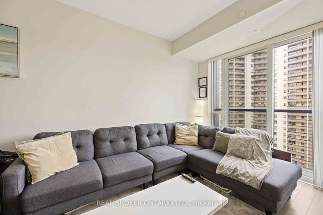 1107 - 18 Graydon Hall Drive