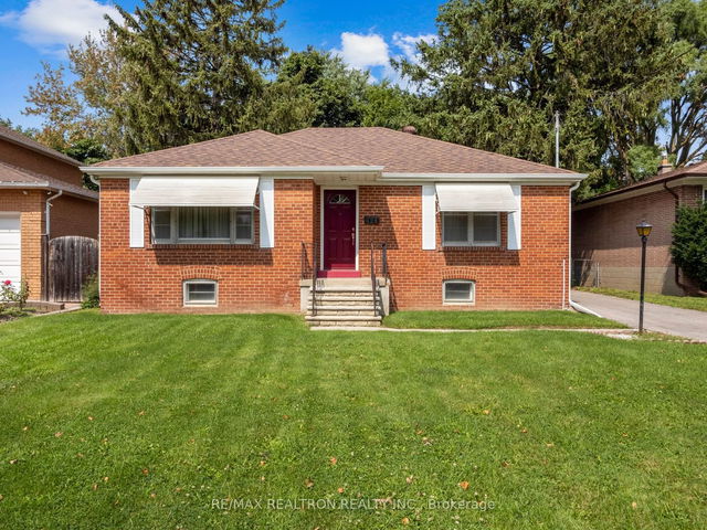 428 Hounslow Avenue