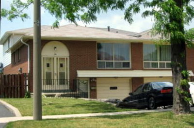 Semi-Detached House sold at 34 Ladner Drive, Toronto, Ontario, M2J3Z7 - Pleasant View - MLS: C693061