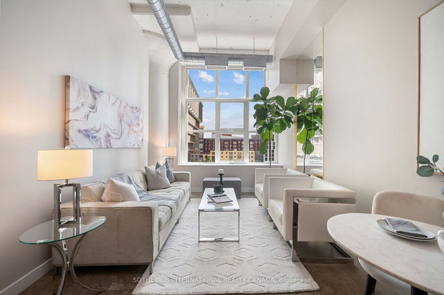 443 - 155 Dalhousie Street