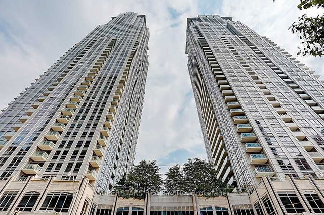 2402 - 763 Bay Street