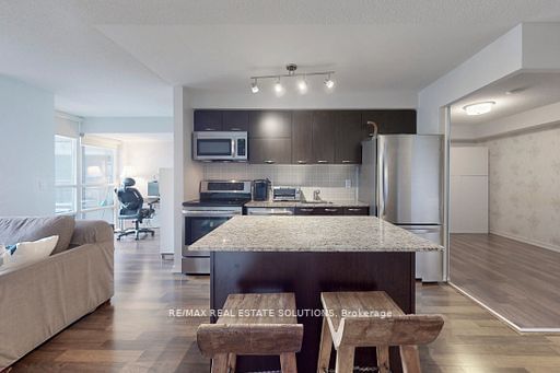 611 - 38 Joe Shuster Way