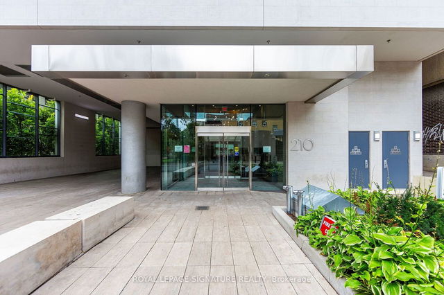2211 - 210 Simcoe Street