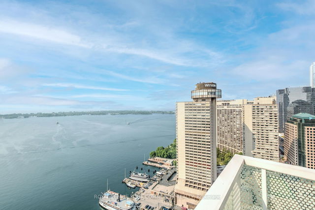 3103 - 15 QUEENS Quay