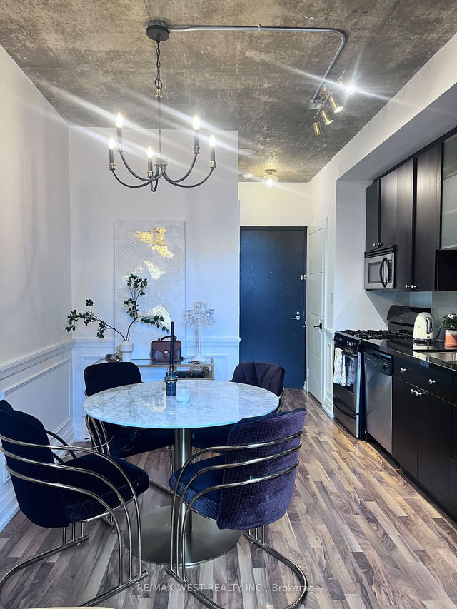 325 - 1 Shaw Street