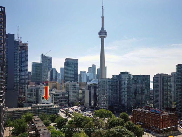 719 - 36 Blue Jays Way