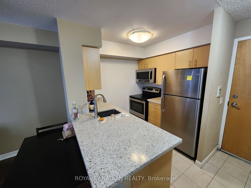 2710 - 4978 Yonge St, Toronto, M2N 7G8 | Image 2