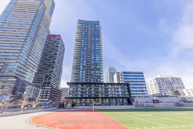 1102 - 30 Roehampton Avenue