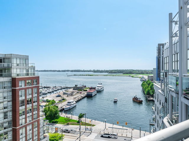 PH03 - 600 Queens Quay