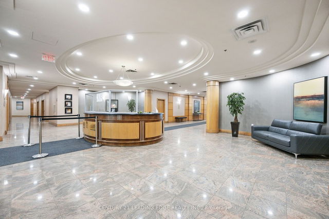 PH11 - 5500 Yonge Street