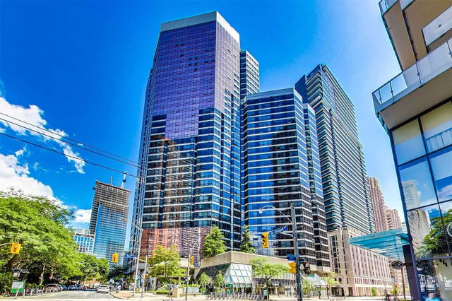 307 - 1001 Bay Street