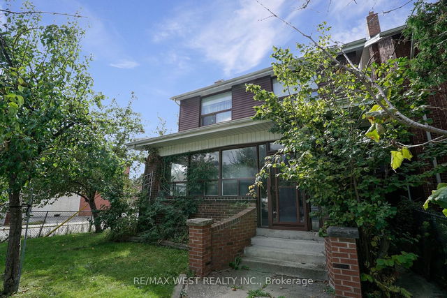 276 Lauder Avenue