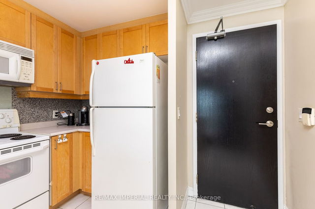 3708 - 8 Park Road