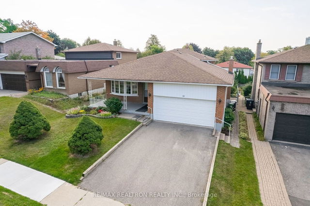10 Shadberry Drive