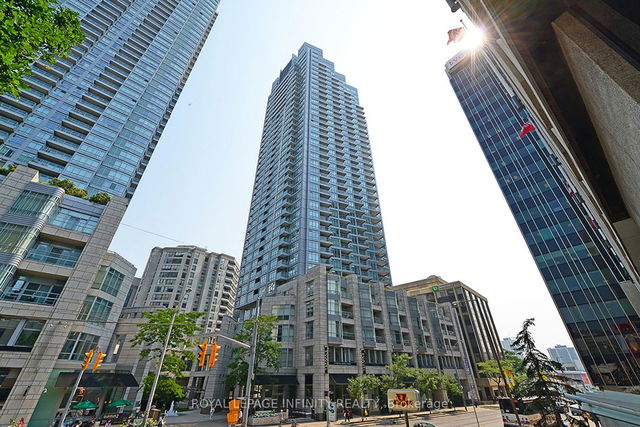 3802 - 2181 Yonge Street