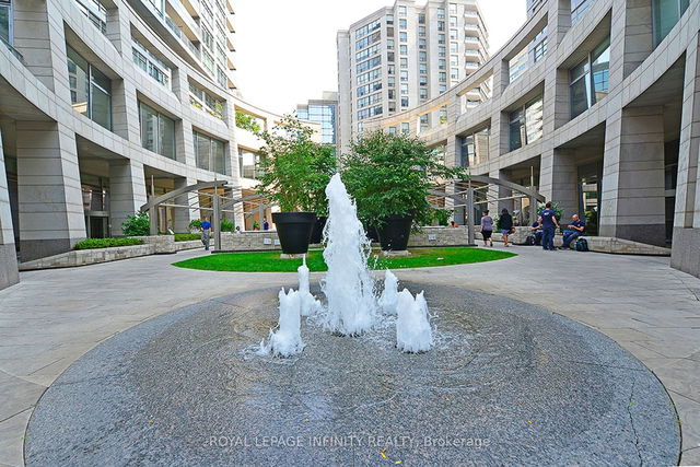 3802 - 2181 Yonge Street