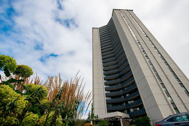 1703 - 75 Graydon Hall Drive