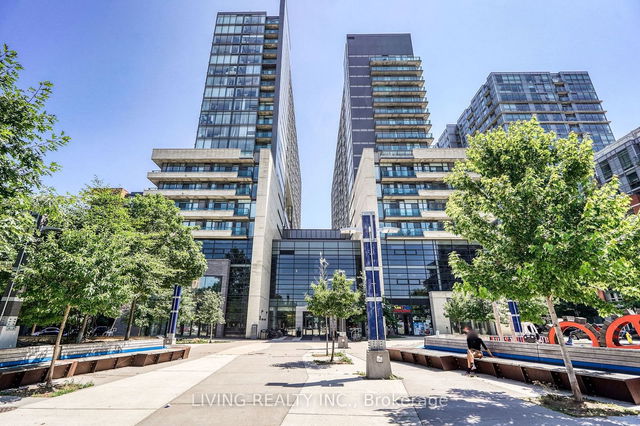 1616E - 36 Lisgar Street