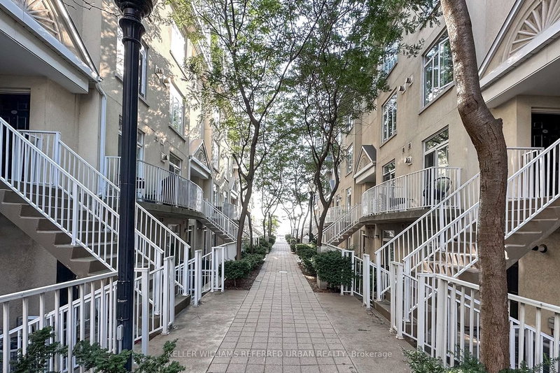 132 - 28 Stadium Rd, Toronto, M5V 3P4 | Image 3