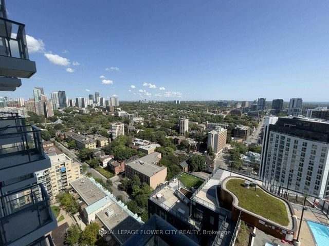 2601 - 251 Jarvis Street