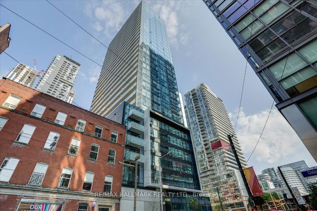 303 - 11 Charlotte Street