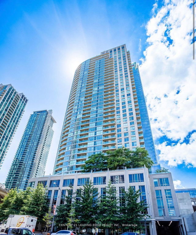 903 - 18 Yonge Street