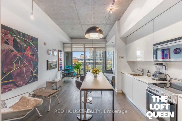 403 - 8 Dovercourt Road