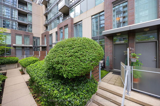103 - 15 Brunel Court