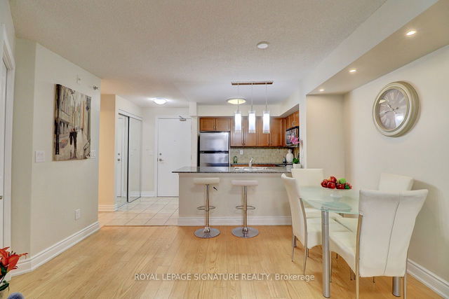401 - 760 Sheppard Avenue