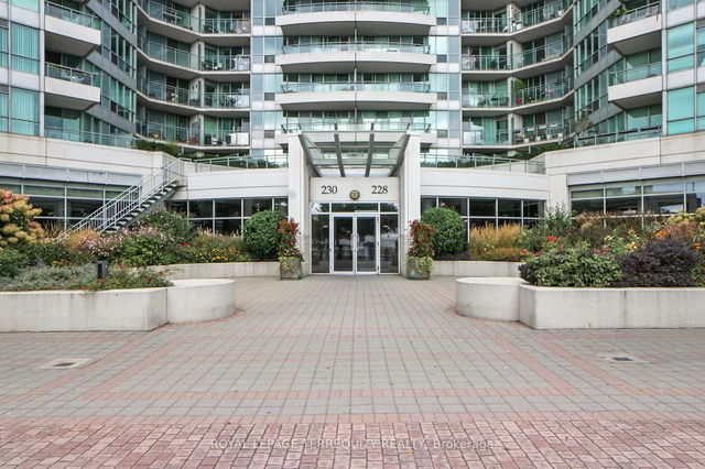 1616 - 230 Queens Quay