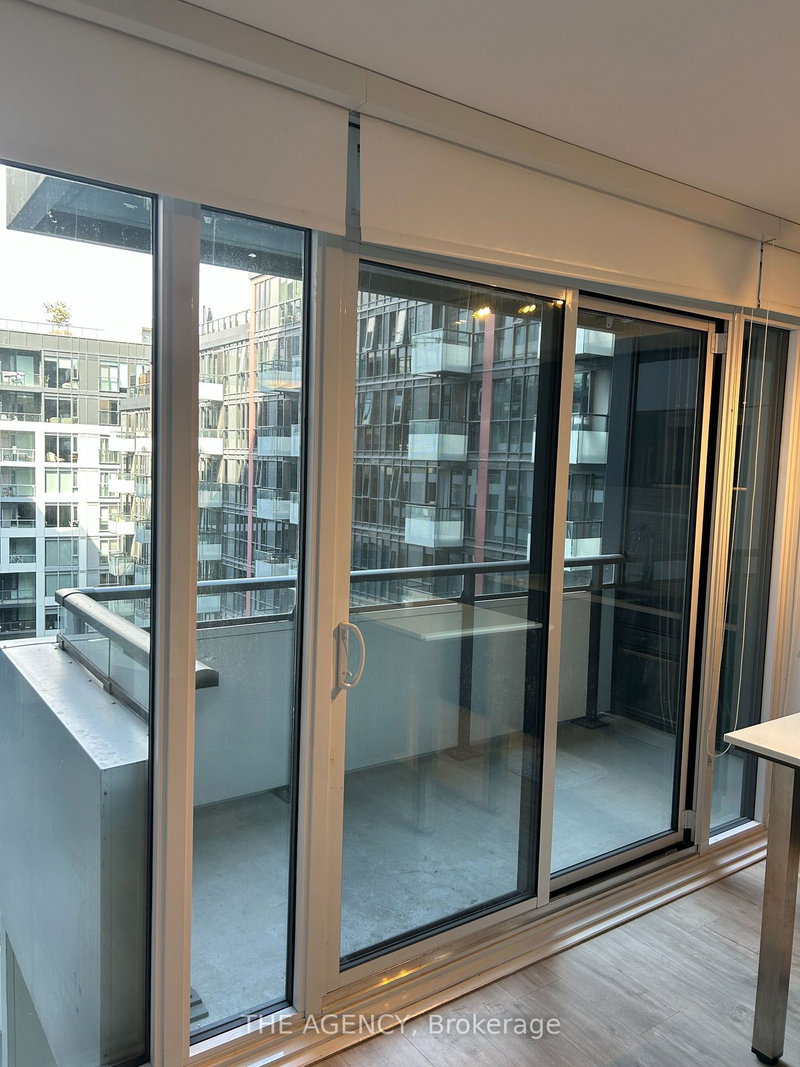 701 - 576 Front St W, Toronto, M5V 1C1 | Image 2