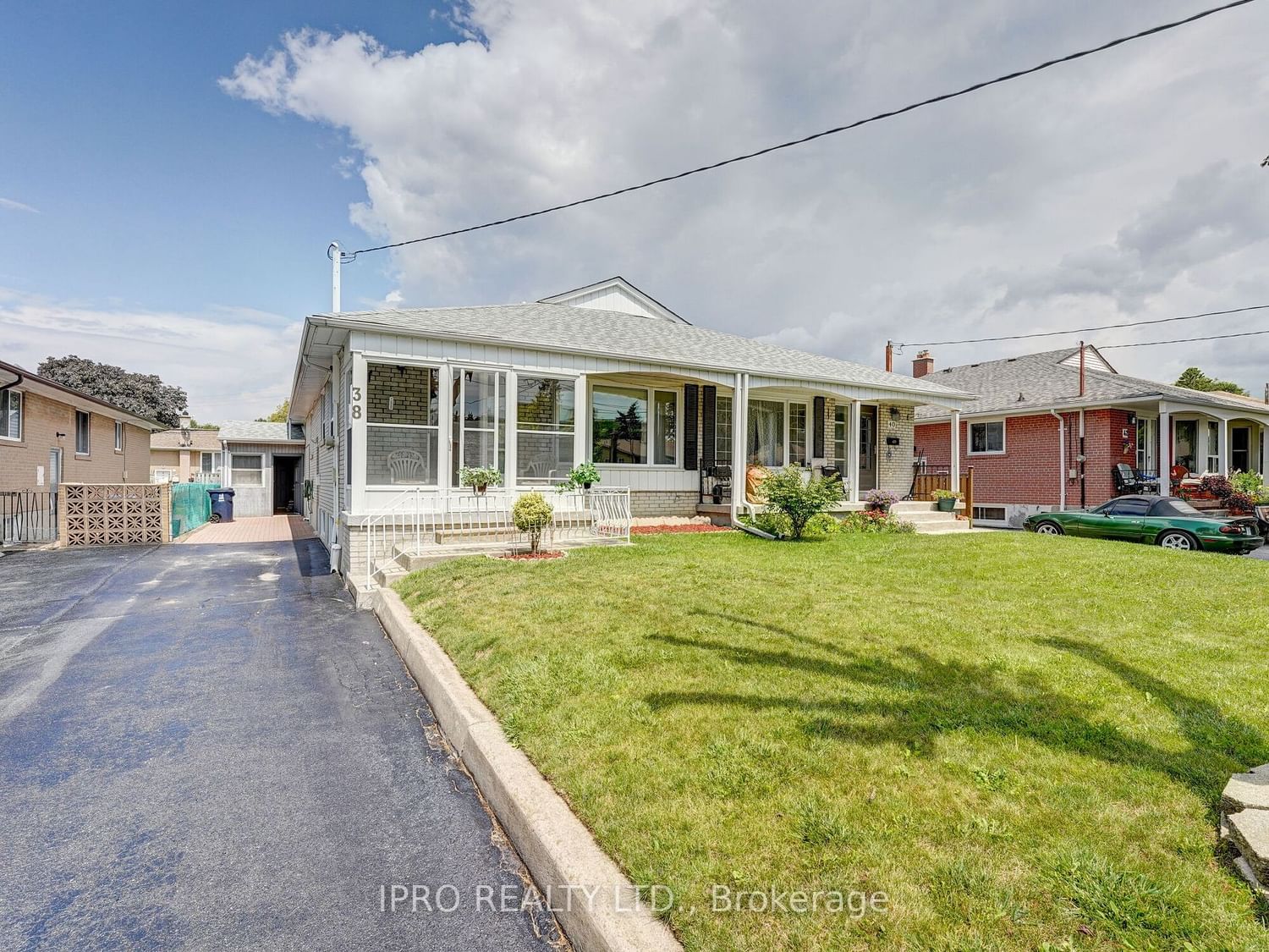 Listing Image 2