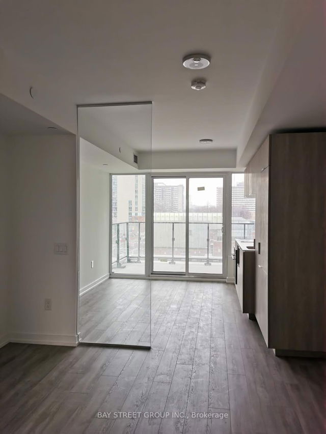 309 - 77 Shuter Street