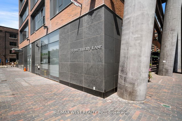 1305 - 70 Distillery Lane