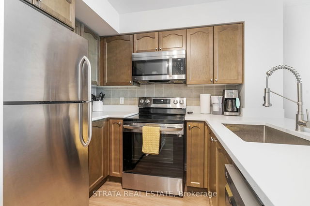 2505 - 30 Grand Trunk Crescent