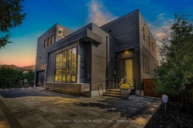 87 Otonabee Avenue