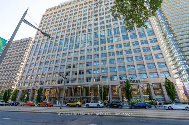 424 - 111 St Clair Avenue