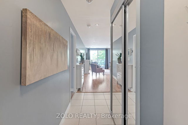 210 - 9 Greenbriar Road