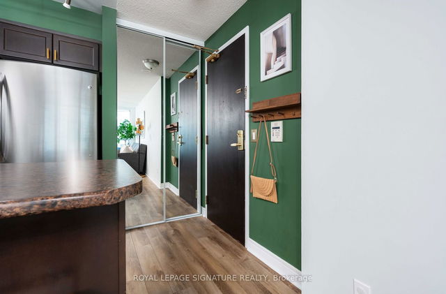 3007 - 30 Grand Trunk Crescent