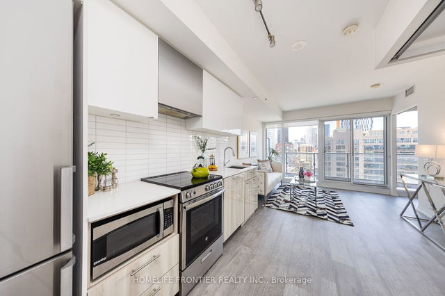 1429 - 251 Jarvis Street