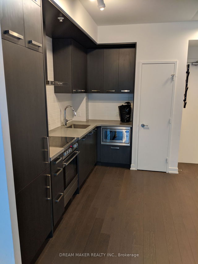 4 - 455 Front Street