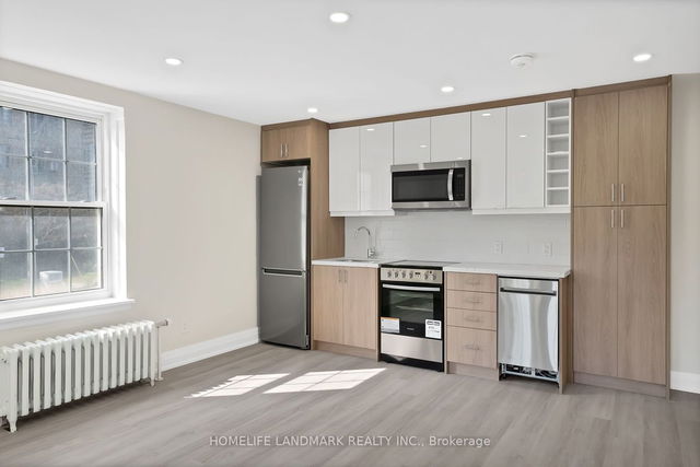 208 - 701 Eglinton Avenue