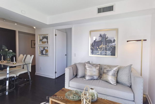 415 - 125 Redpath Avenue
