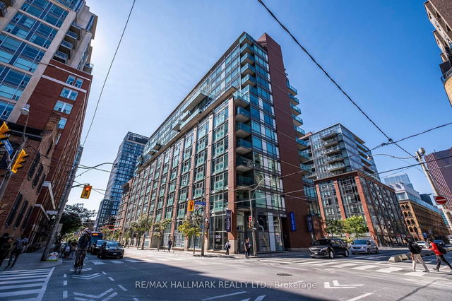 1205 - 333 Adelaide Street