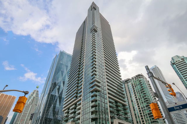 1113 - 33 Bay Street