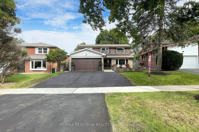 32 McNicoll Avenue