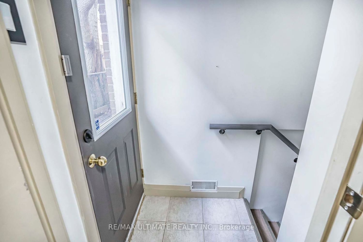 Detached House leased at Lower-38 Hopperton Drive, Toronto, St. Andrew-Windfields, M2L 2S6 - MLS: C7024226